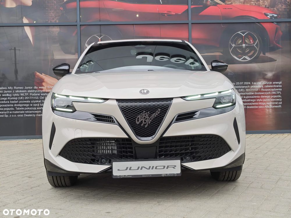 Alfa Romeo Junior 1.2 mHEV Ti eDCT - 17
