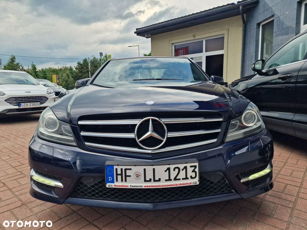 Mercedes-Benz Klasa C 180 7G-TRONIC AMG Line - 18