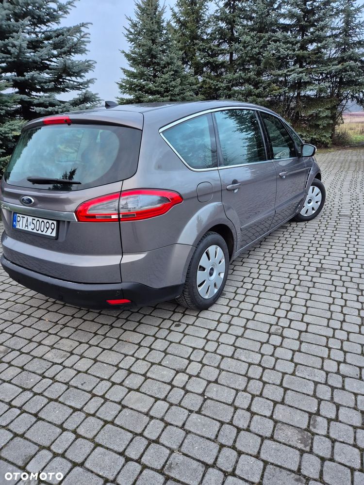 Ford S-Max 2.0 TDCi DPF Titanium - 4