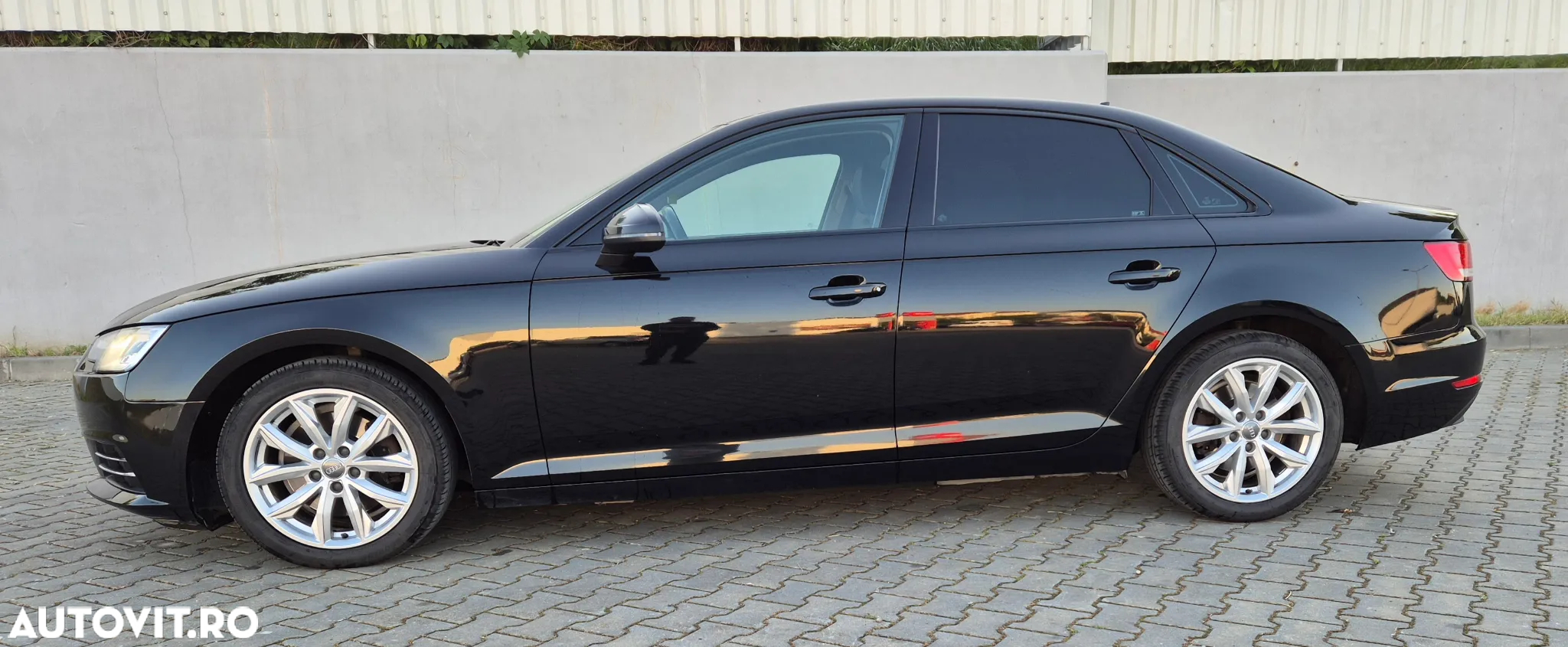 Audi A4 - 5
