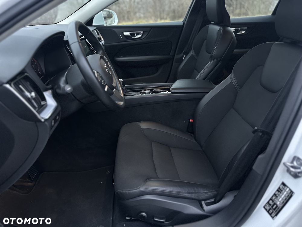 Volvo V60 T4 Geartronic Momentum Pro - 9
