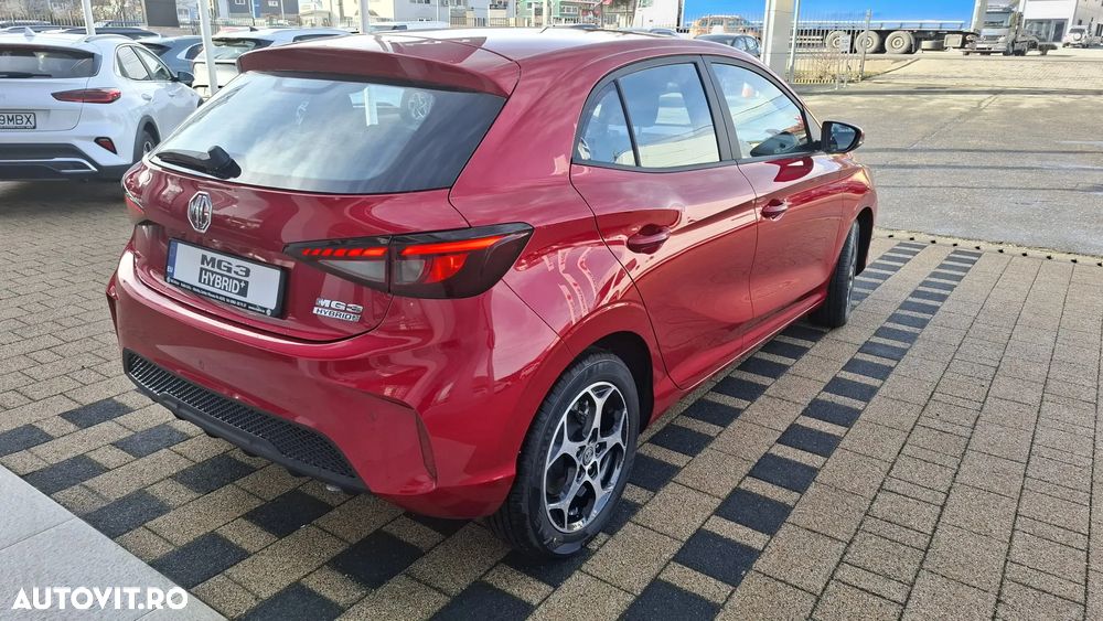 MG MG3 3 Hybrid+ Luxury - 6