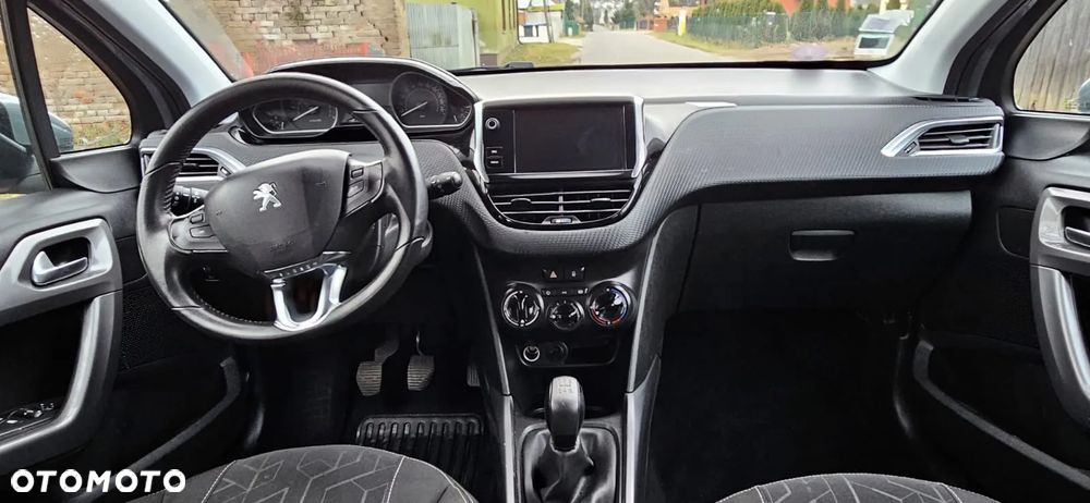 Peugeot 2008 - 9