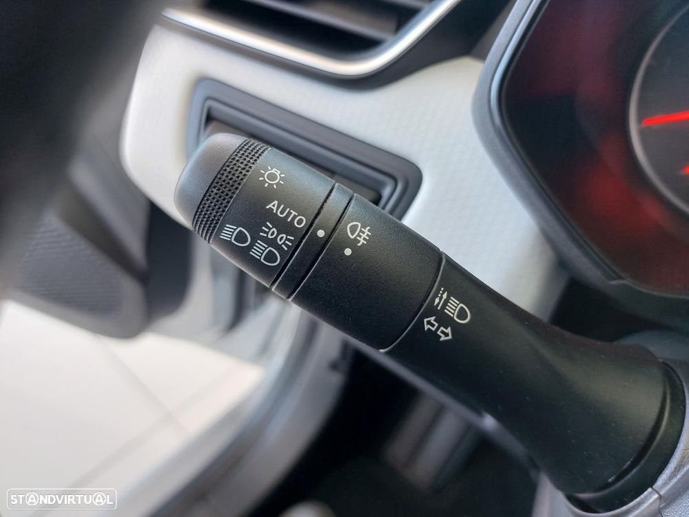 Renault Clio 1.0 TCe Evolution Bi-Fuel - 22