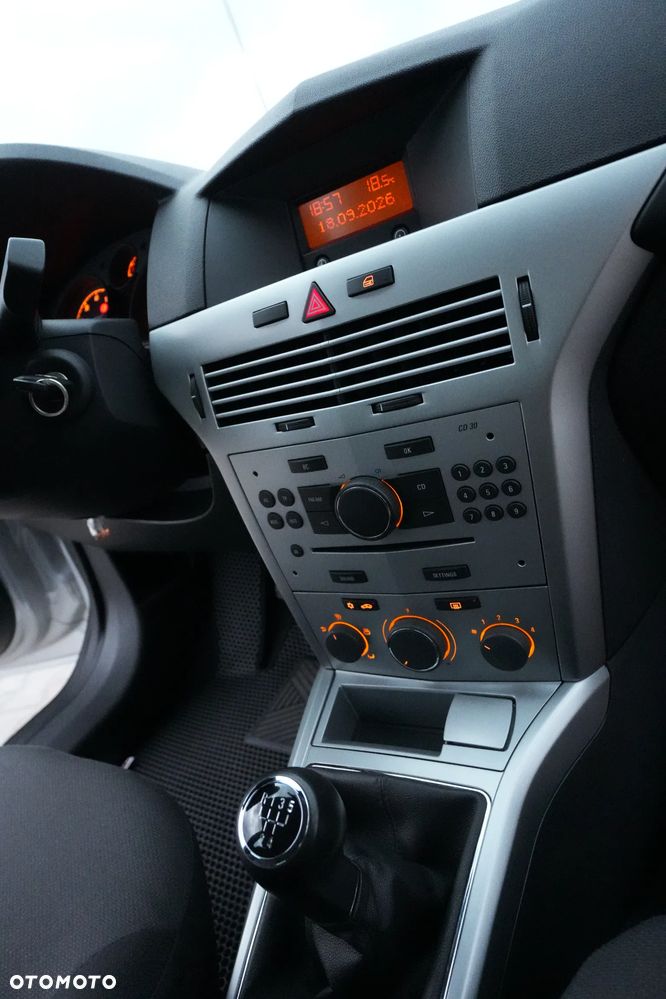 Opel Astra - 34