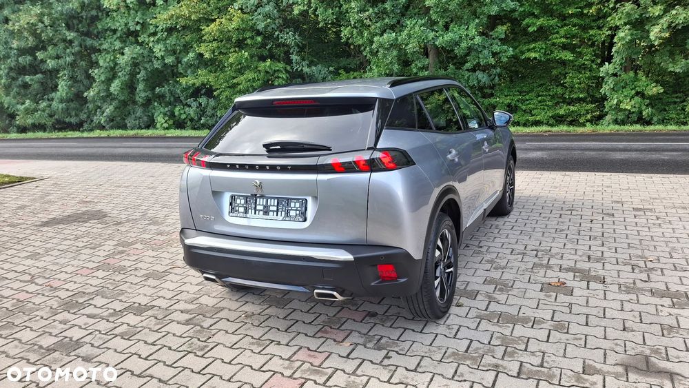 Peugeot 2008 PureTech 130 EAT8 Allure - 13