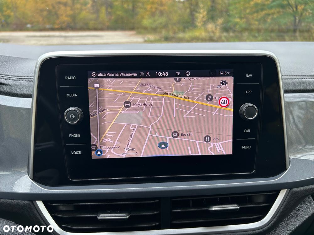 Volkswagen T-Roc 1.5 TSI Style DSG - 24