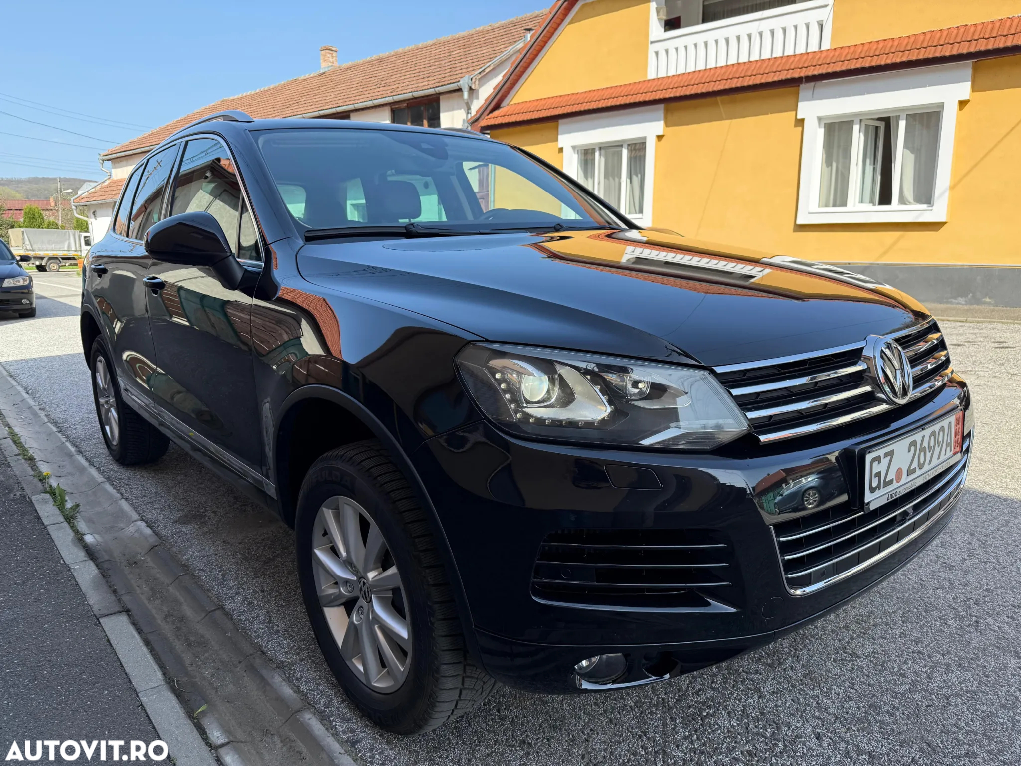 Volkswagen Touareg - 3