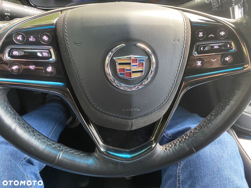 Cadillac ELR - 19