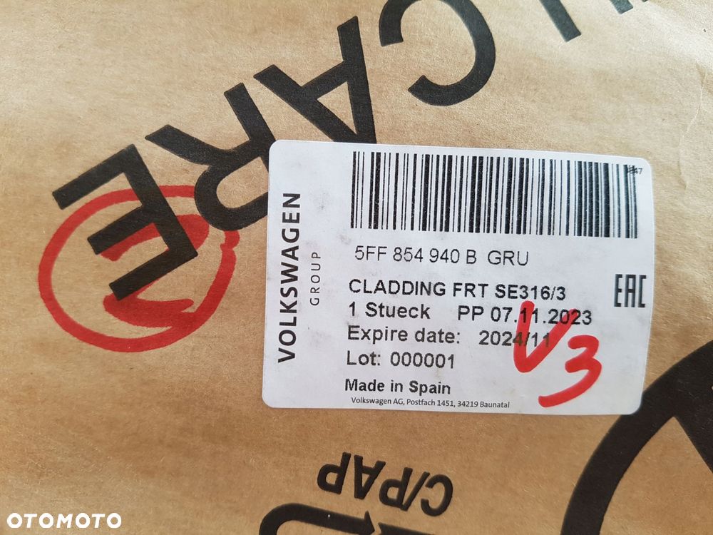 cupra formentor listwa na drzwi prawy przód 5ff854940b - 4