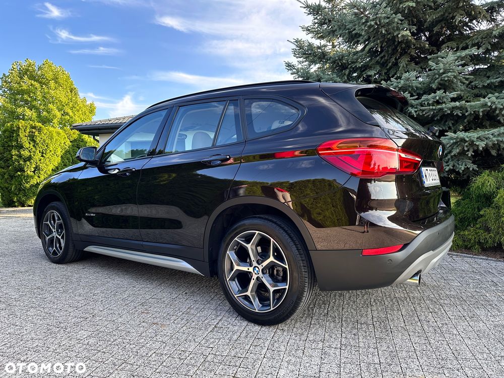 BMW X1 xDrive18d xLine - 8
