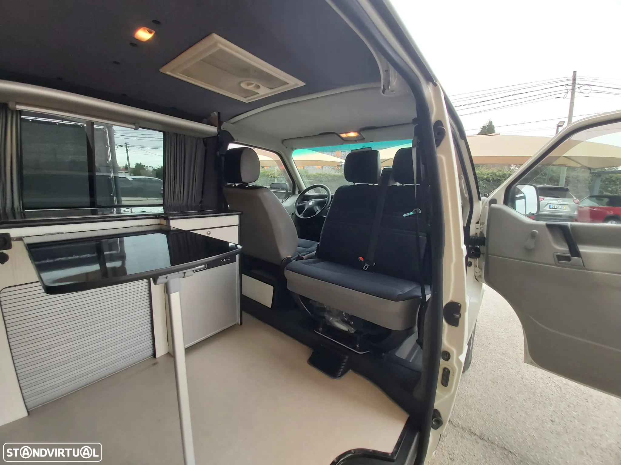 VW California T4 2.5 TDI-California-Campervan - 13