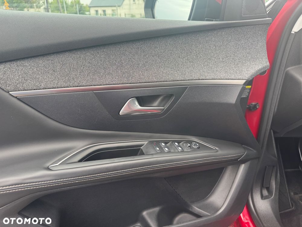 Peugeot 3008 PureTech 130 Stop & Start GPF Allure - 20