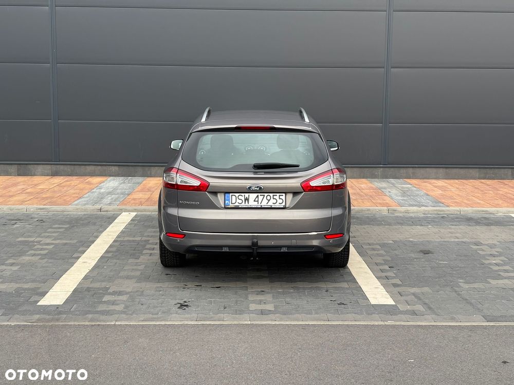 Ford Mondeo 2.0 TDCi Ghia - 11