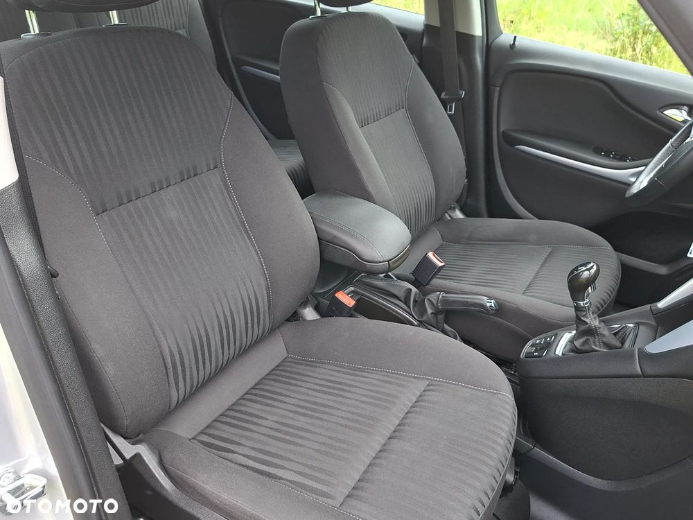 Opel Zafira Tourer 1.4 Turbo Edition - 27