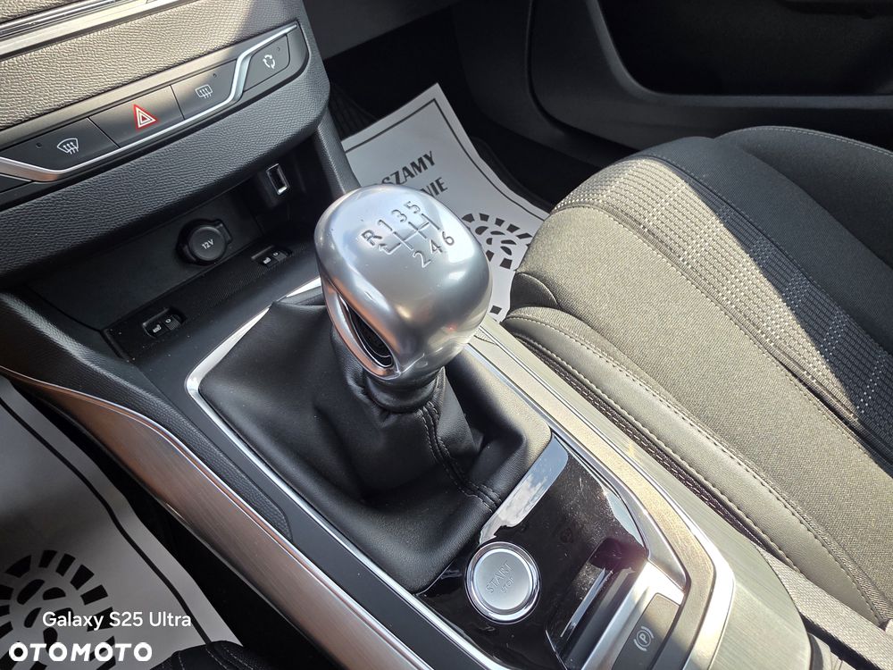 Peugeot 308 BlueHDi 130 Stop & Start Allure Pack - 17