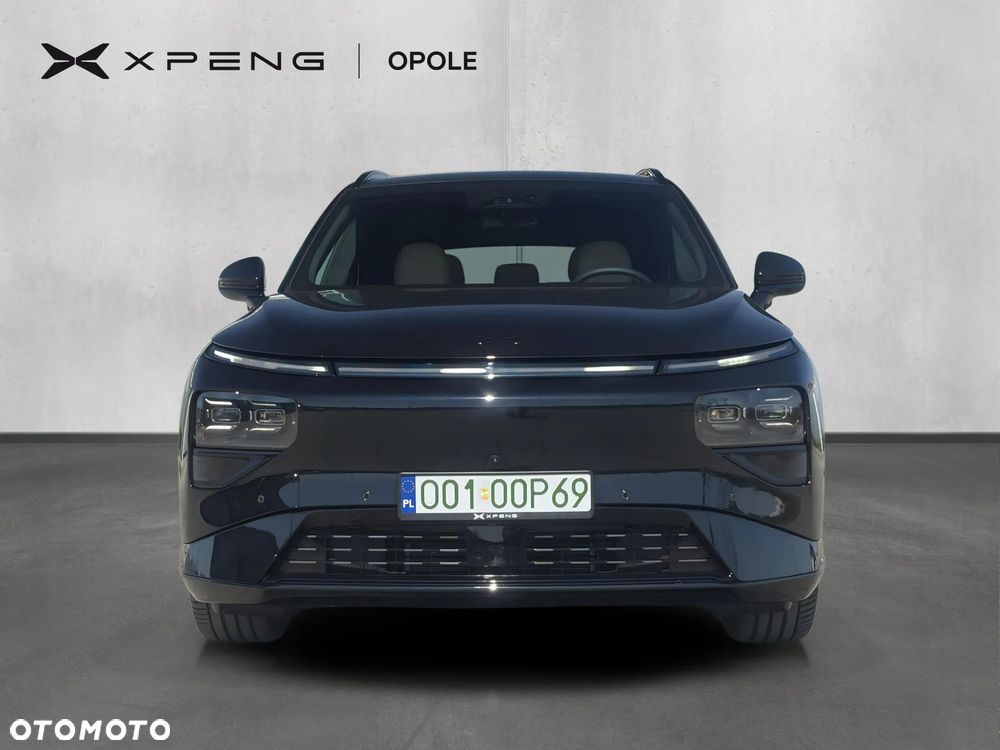 XPeng G9 - 9