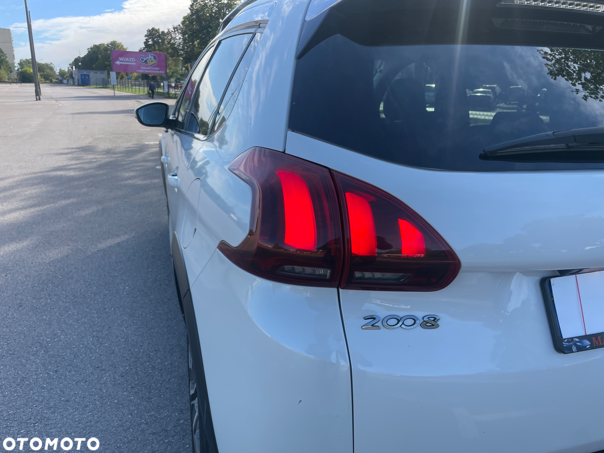 Peugeot 2008 PureTech 110 Stop&Start Style - 13
