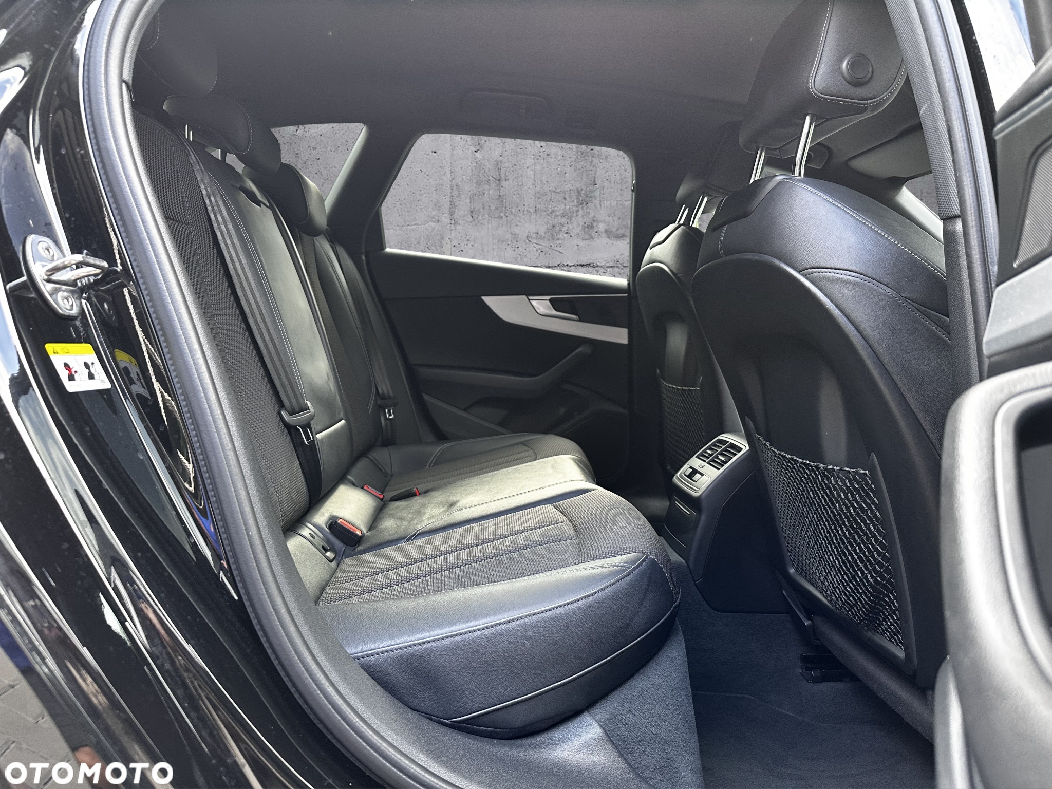 Audi A4 Avant 40 TDI S tronic S line - 22