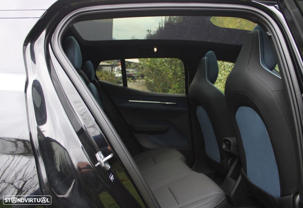 Volvo EX30 69 kWh Single Motor Extended Range Ultra - 41