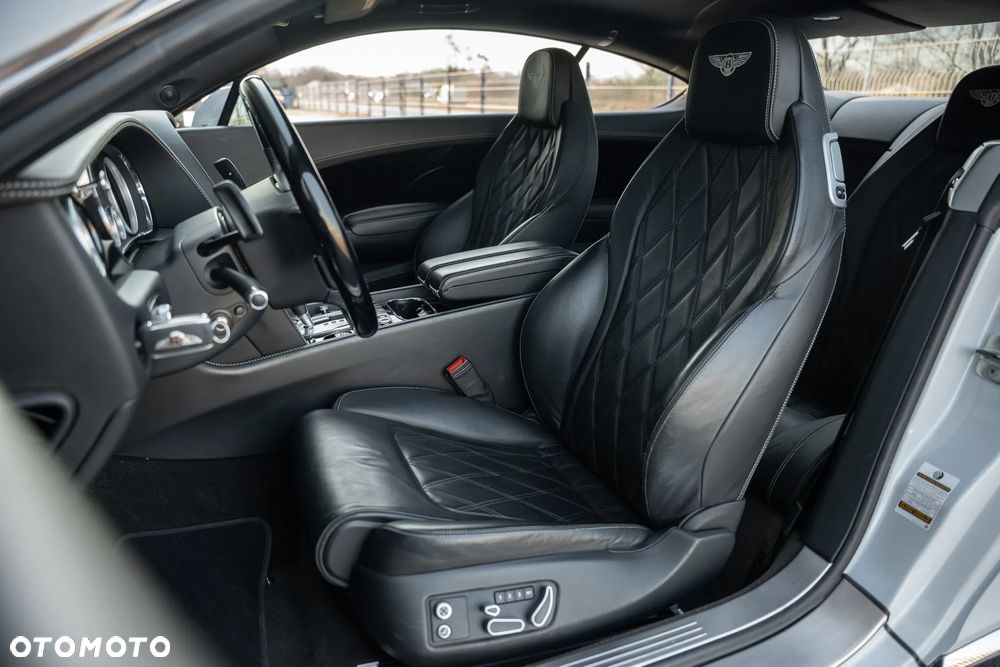 Bentley Continental GT Speed - 22