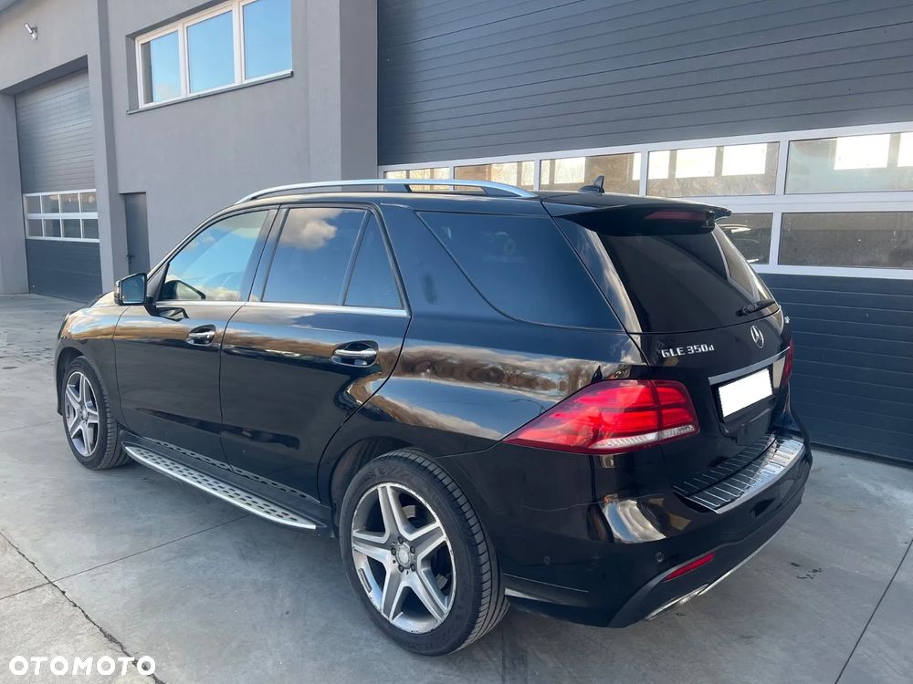 Mercedes-Benz GLE 350 d 4-Matic - 3