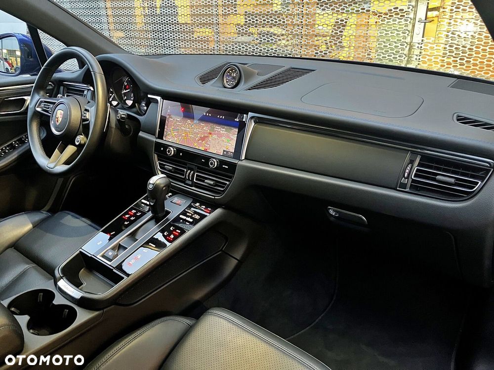 Porsche Macan - 21