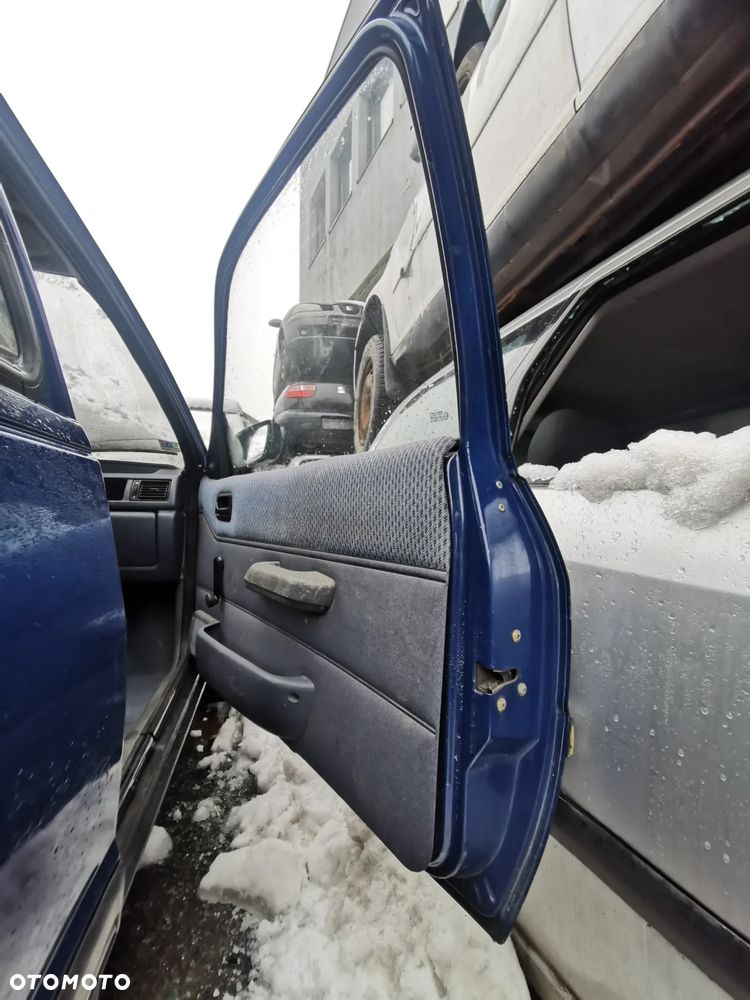 Klapa bagażnika Ford Fiesta III Mk3 3drzwiowy - 5