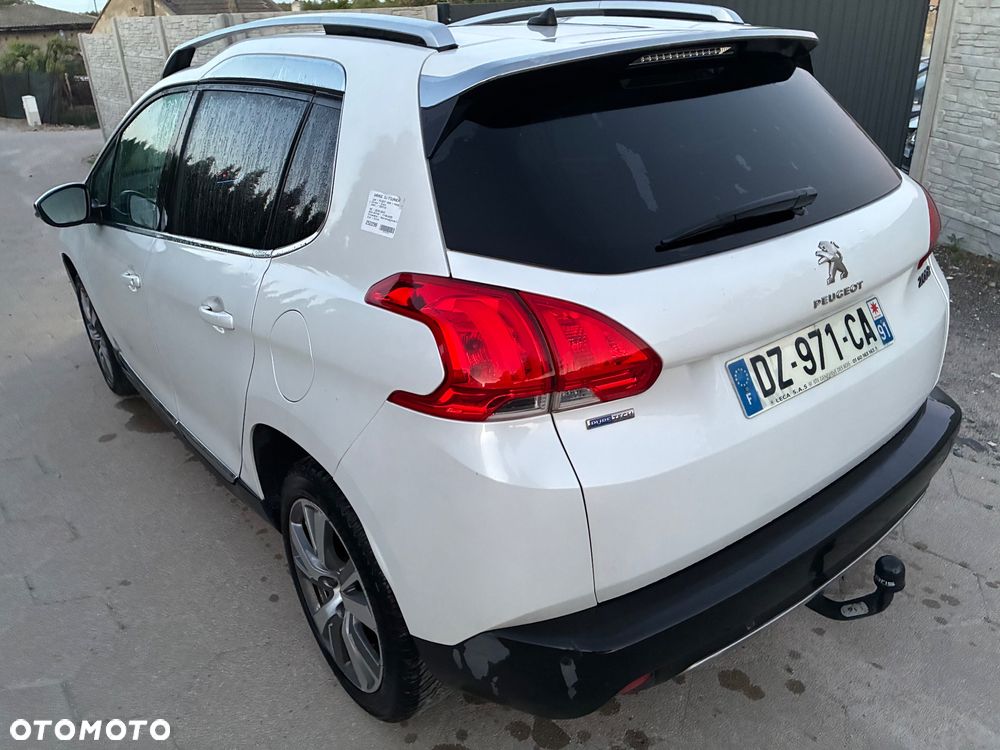 Peugeot 2008 PureTech 110 Stop&Start EAT6 Allure - 5