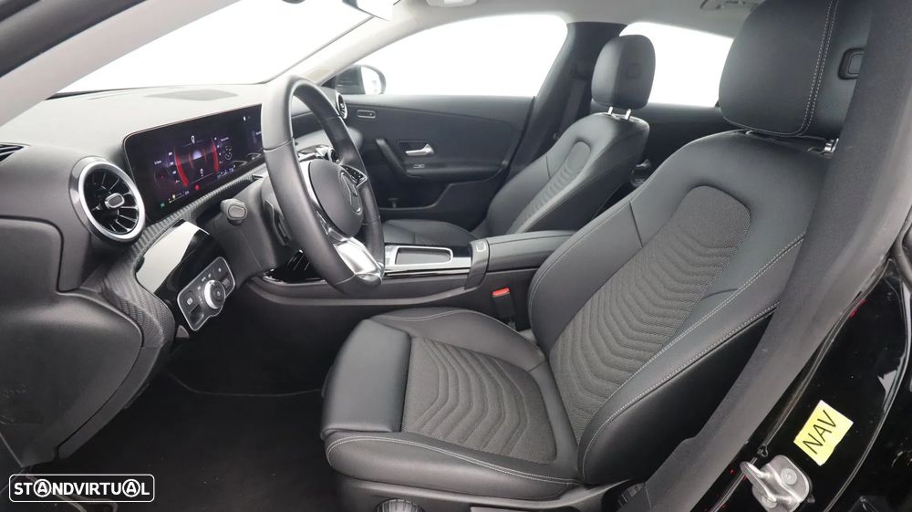 Mercedes-Benz CLA 180 d Shooting Brake Progressive Aut. - 12
