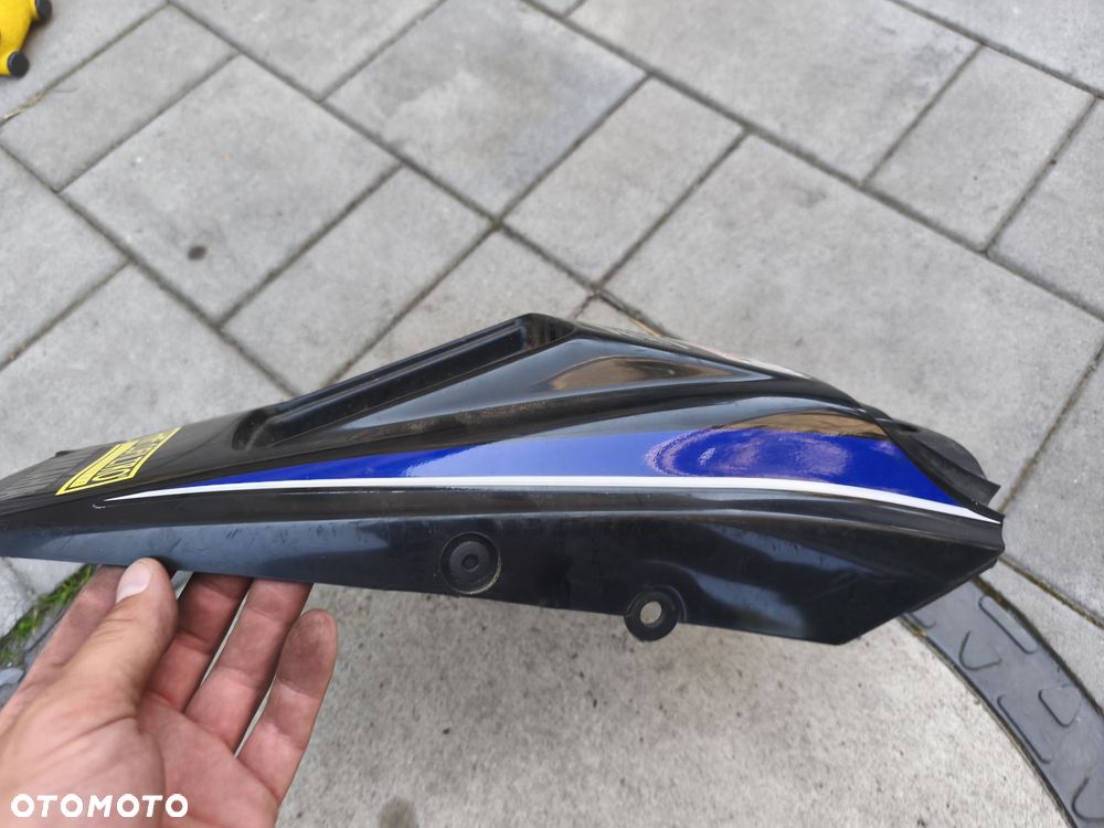 Owiewka, osłona, błotnik tył, zadupek, ogon Yamaha DT 125 DT125 - 10