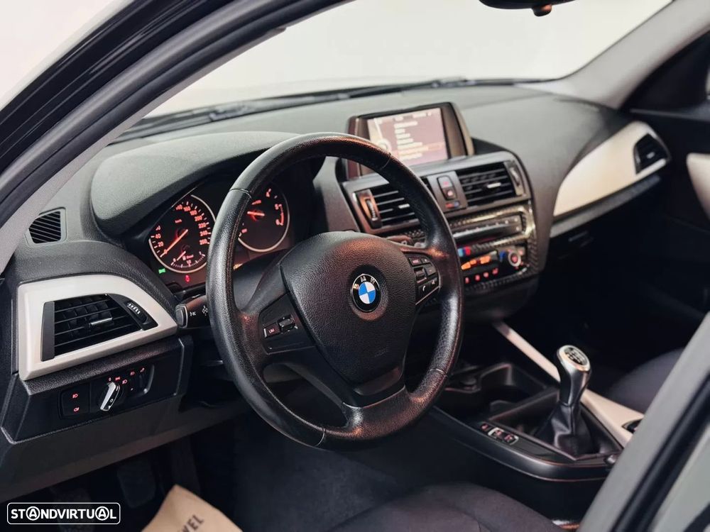 BMW 118 d Line Sport - 22