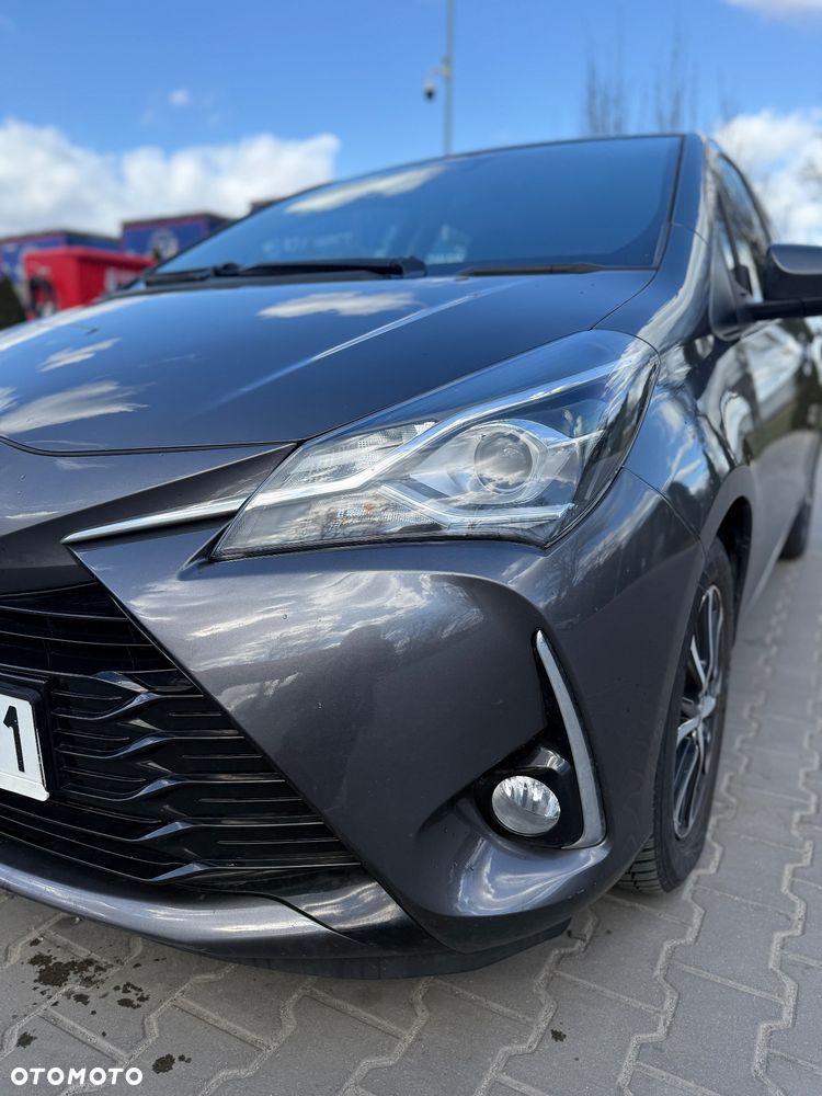 Toyota Yaris 1.5 Premium - 2