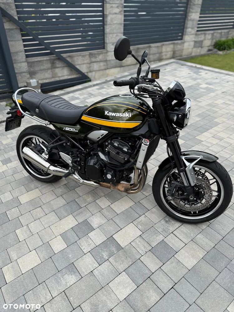 Kawasaki Z 900 RS - 12