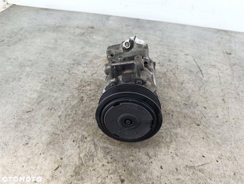 POMPA, SPRĘŻARKA KLIMATYZACJI VW GOLF PLUS II 1K0820859T 1.4 TSI - 4