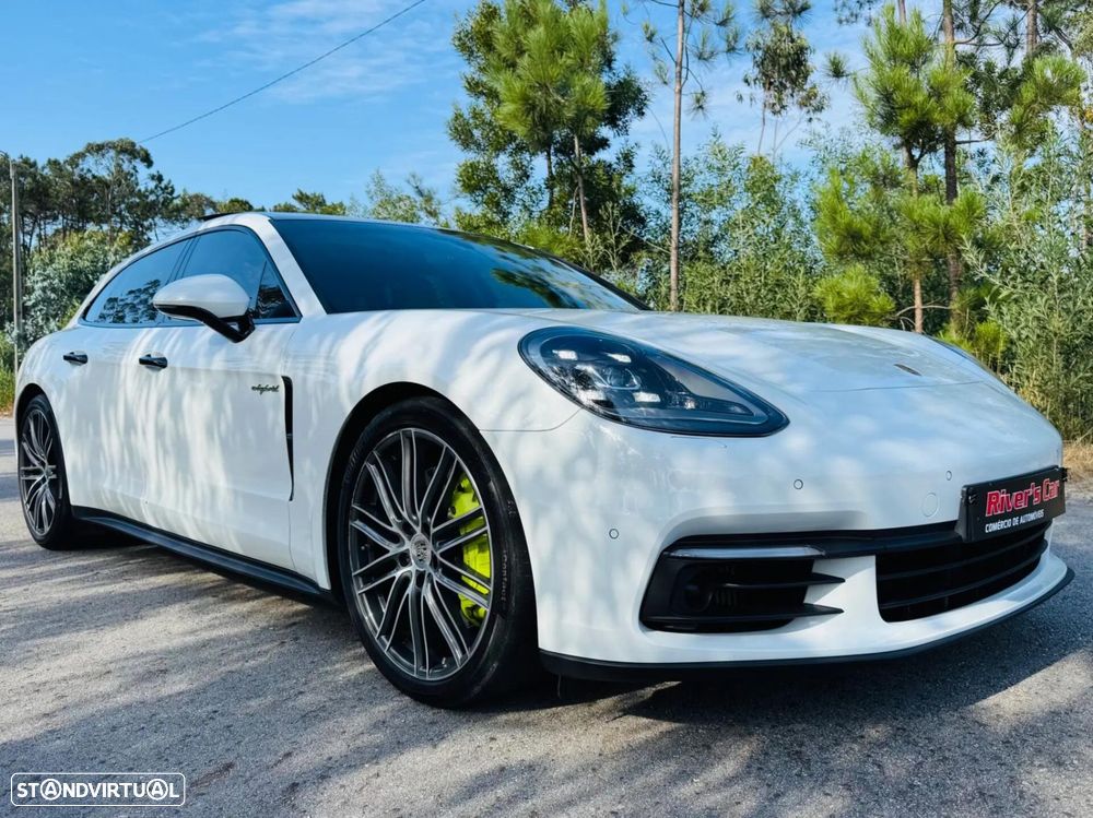 Porsche Panamera Sport Turismo 4 E-Hybrid - 8