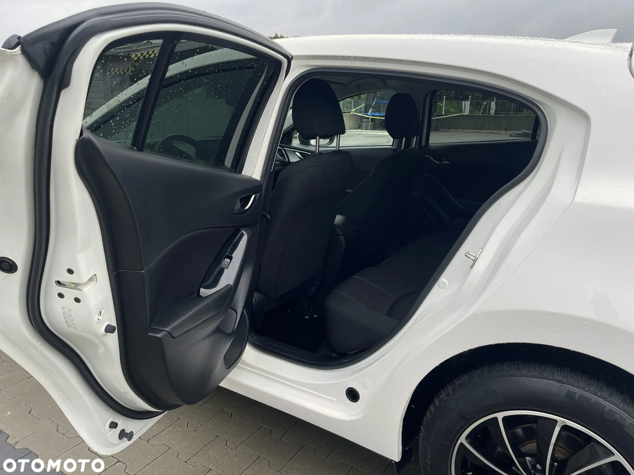 Mazda 3 2.0 Skymotion - 36
