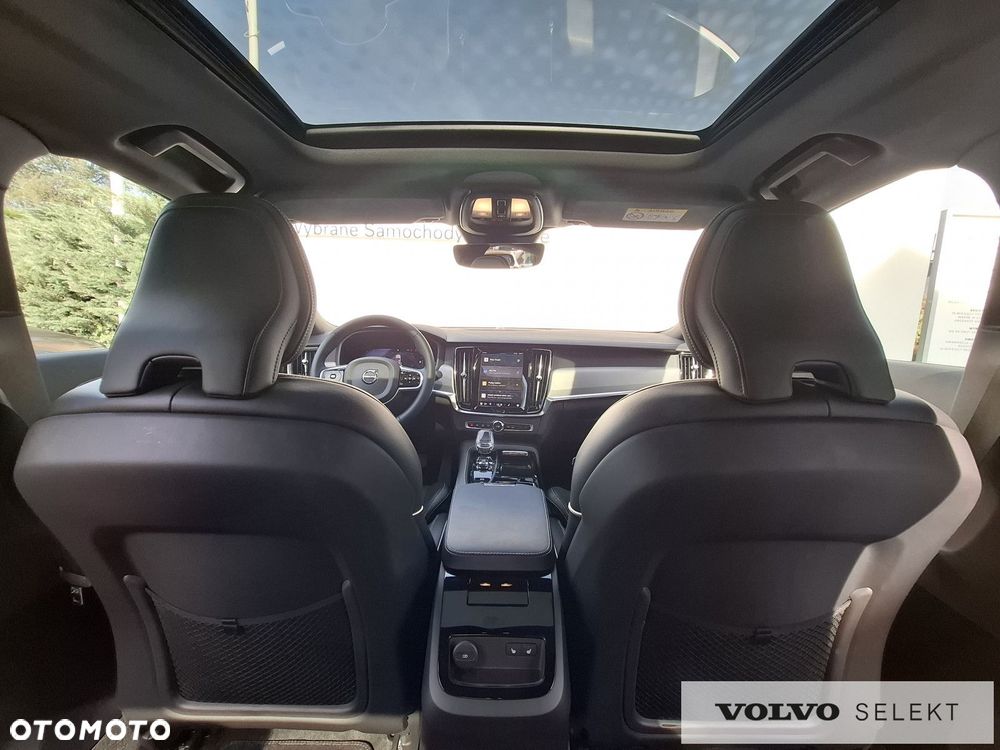 Volvo S90 - 16