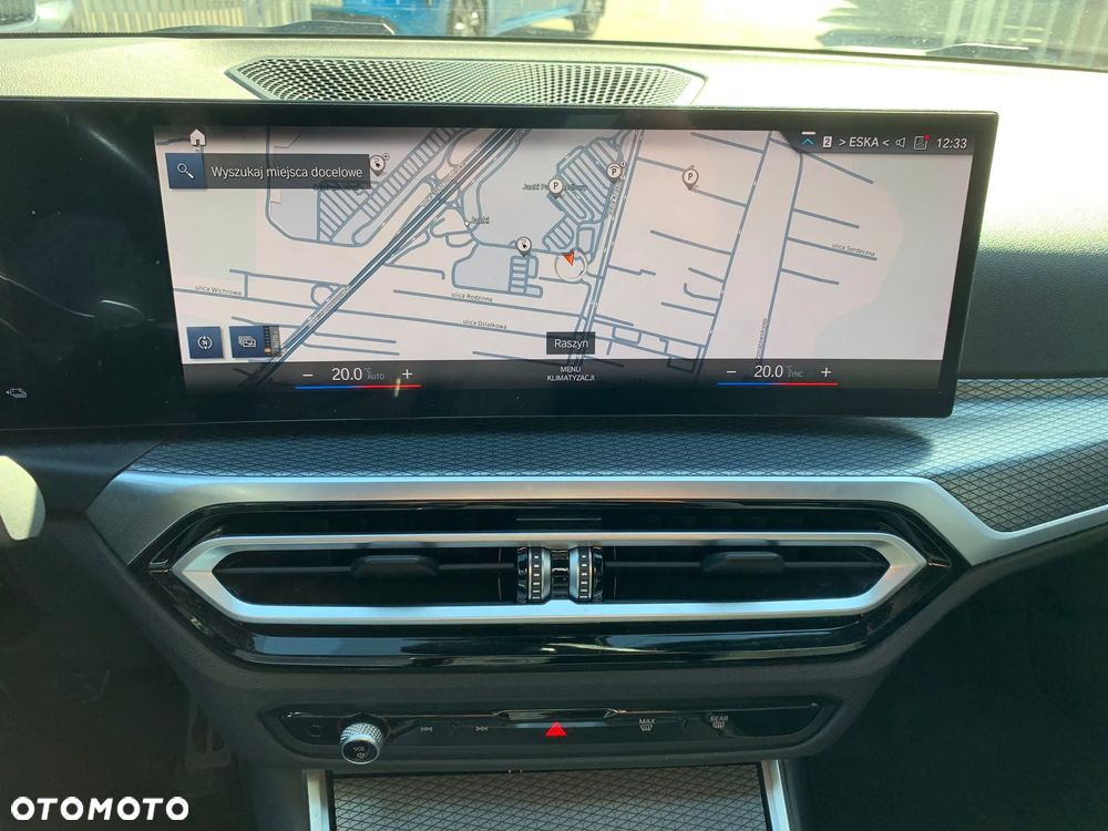 BMW Seria 3 330e M Sport sport - 17