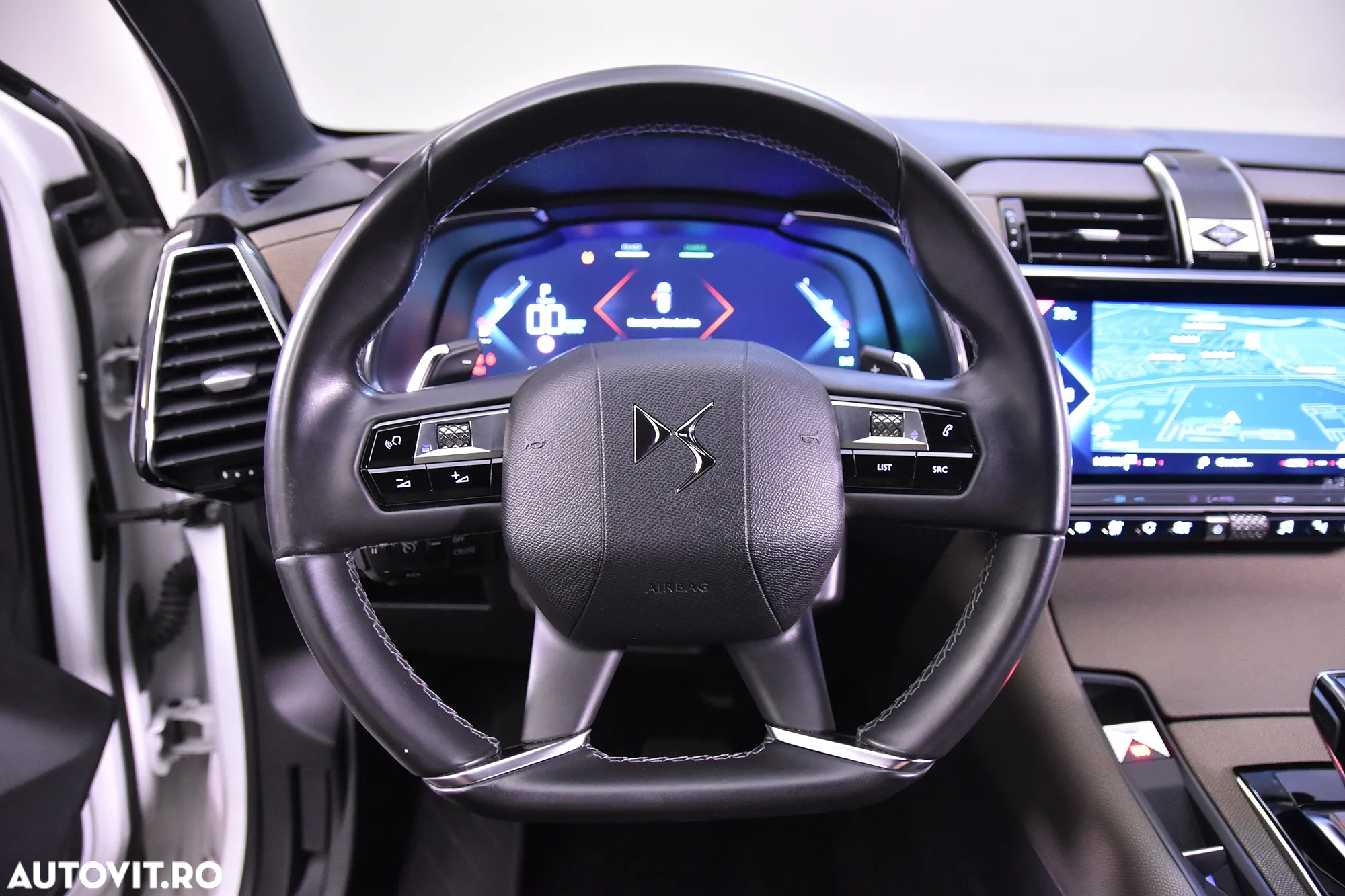 DS Automobiles DS 7 Crossback - 15