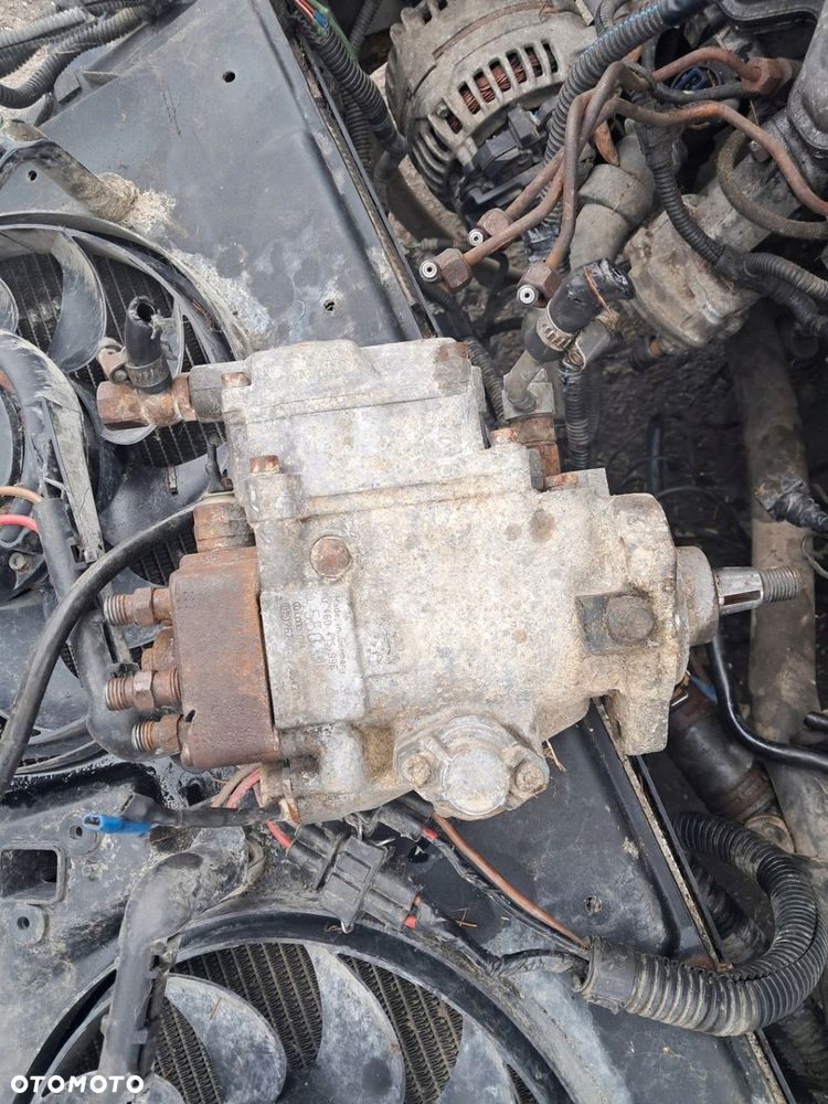 Pompa wtryskowa paliwa VW Transporter T4 LT 2.5 TDI 0460415996 074130107N - 1