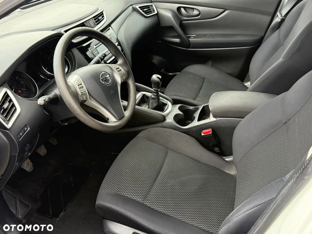 Nissan Qashqai - 11