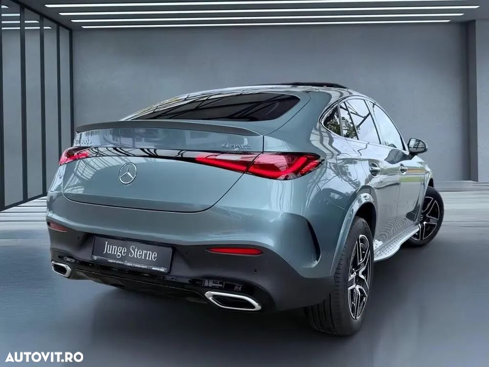 Mercedes-Benz GLC Coupe 300 e 4MATIC - 5