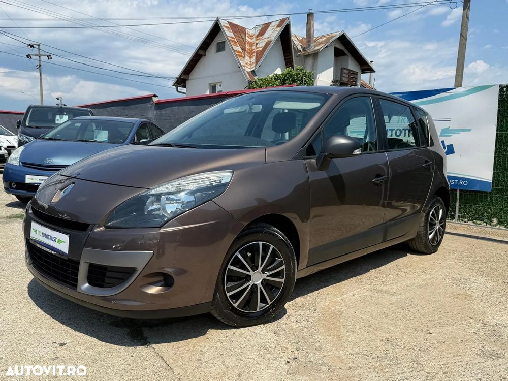 Renault Scenic 1.5dCi Expression - 1