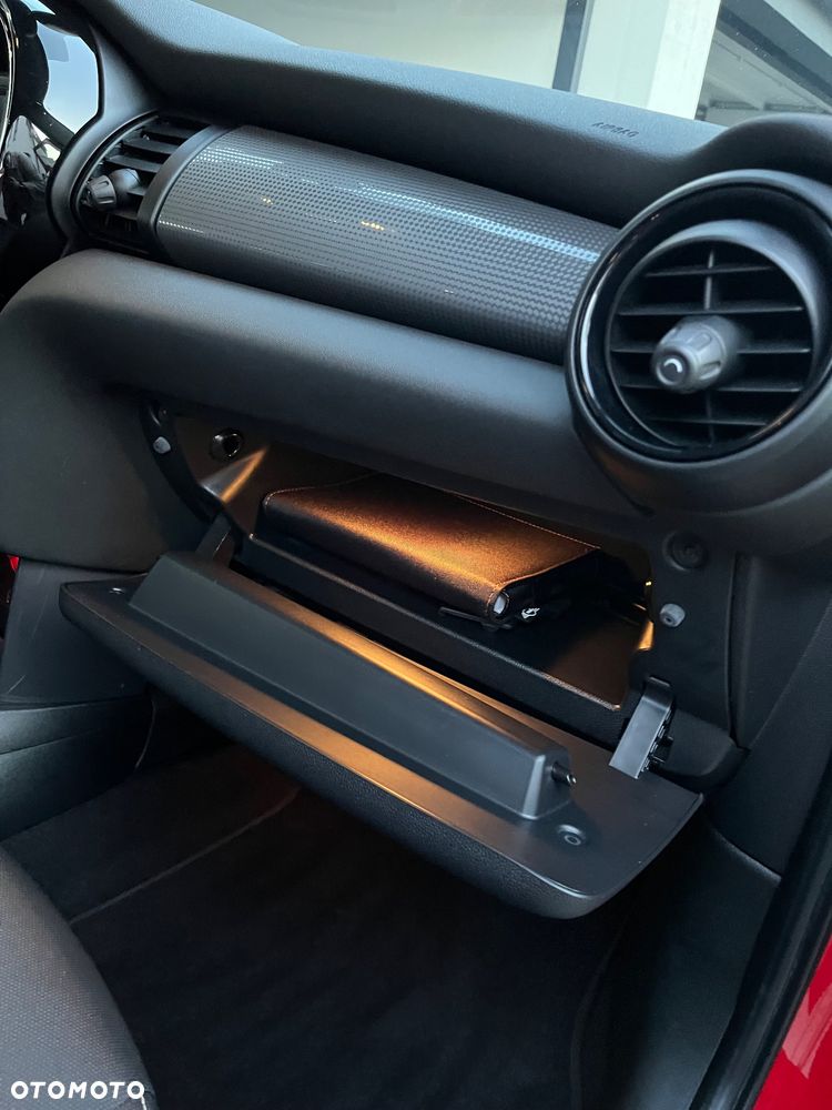 MINI Cooper Standard - 29