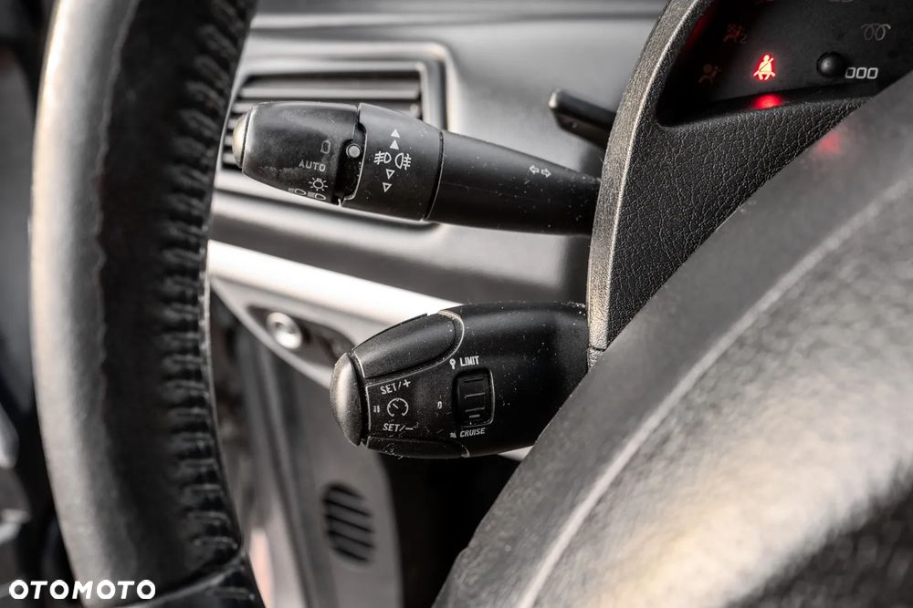 Peugeot 807 2.0 HDi Premium - 14