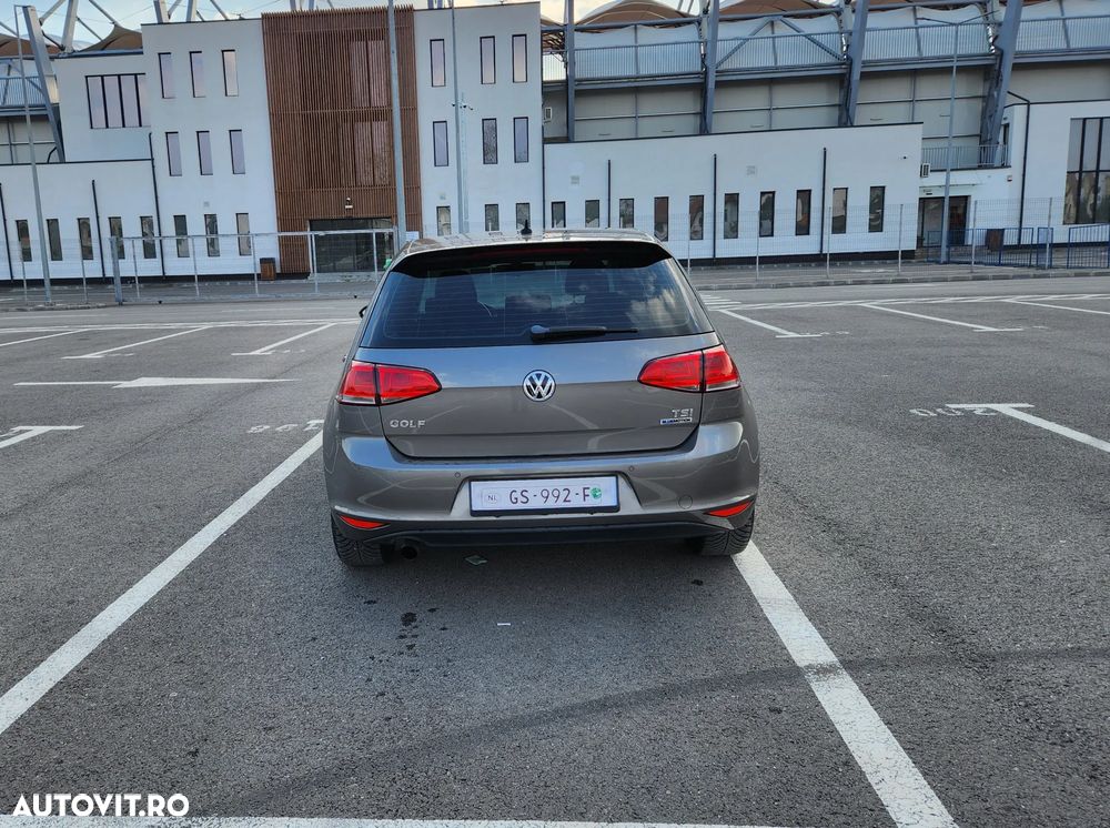 Volkswagen Golf 1.0 TSI BMT Trendline - 5