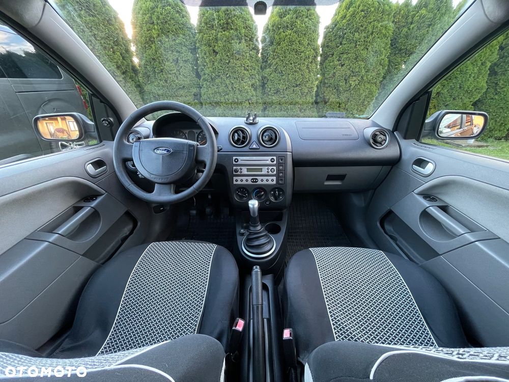 Ford Fiesta 1.3 - 12