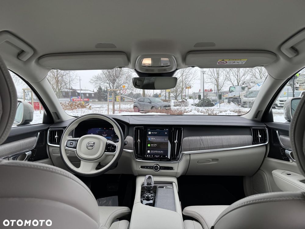 Volvo V90 Cross Country B5 B AWD Ultimate - 17