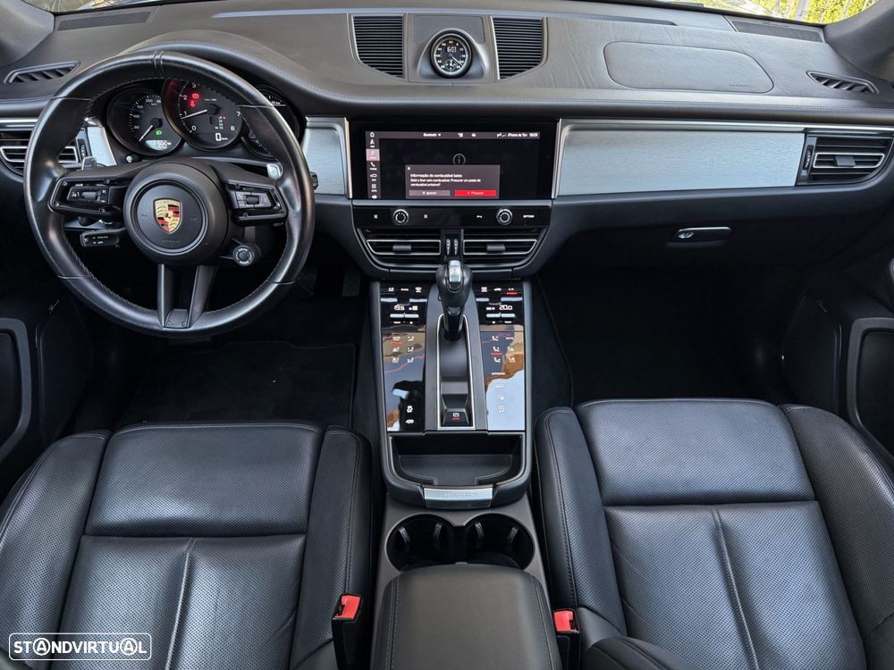 Porsche Macan - 8